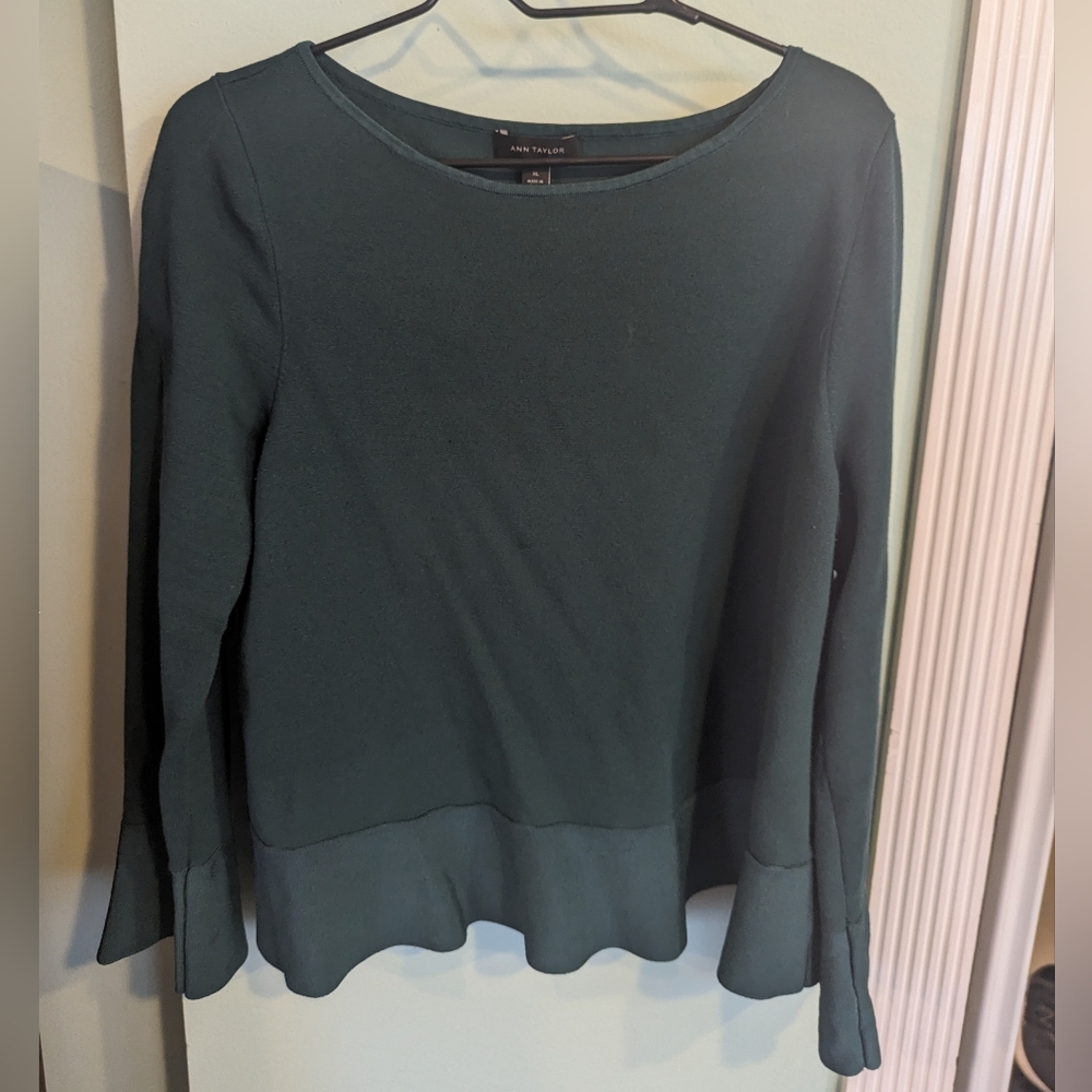 Ann Taylor XL dark green sweater with flowy sleeves